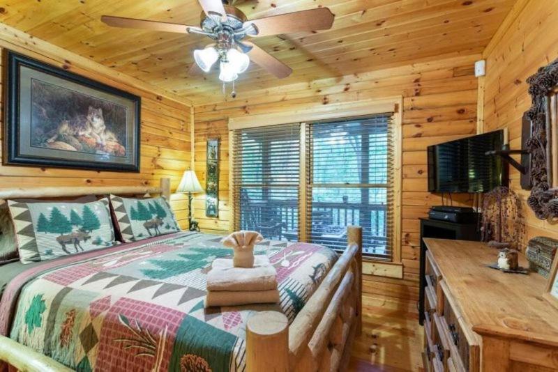 Вілла Mountain Spirit Cabin - Fireplace And Hot Tub Блу-Ридж Екстер'єр фото